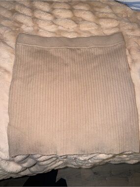 Abercrombie & Fitch Tan Ribbed Skirt